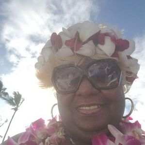 Meet your Posher, Ernestine